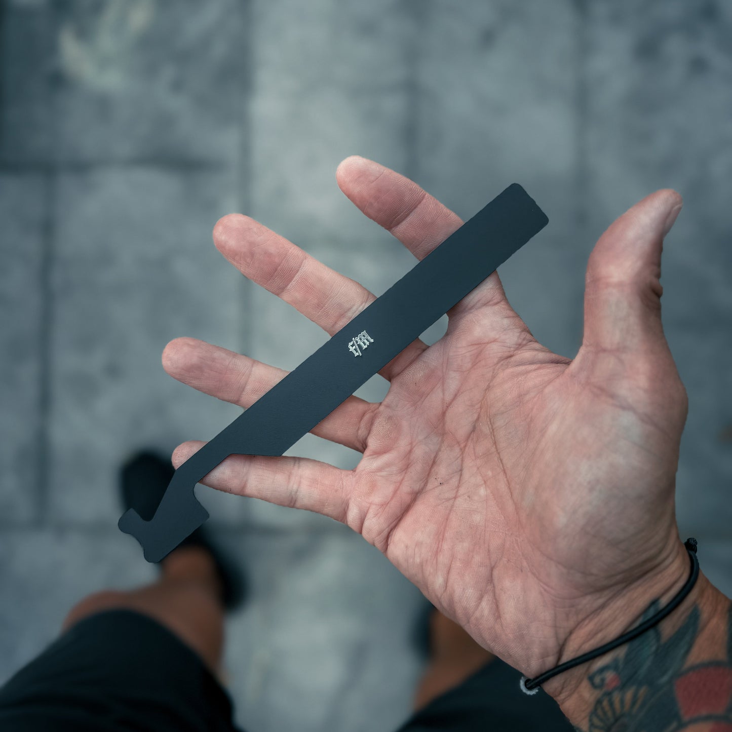 KEY TO THE CITY - SHOVE KNIFE BRACELET (OPEN LOCKED DOORS)