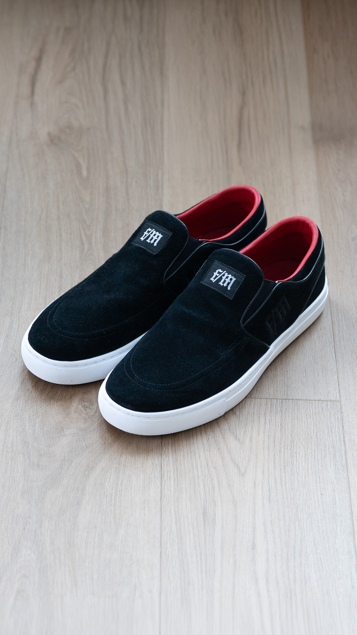 F/M SKATE LOWS - SLIP ON